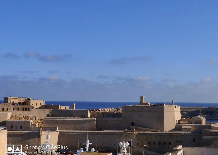 Boxman Family Host *