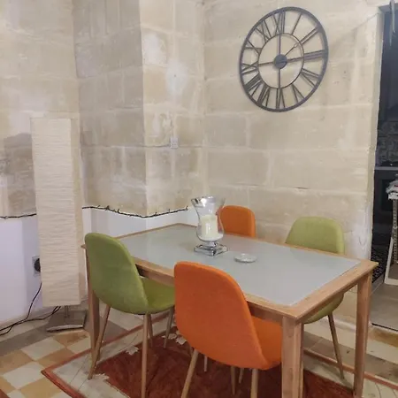 Semi-basement, Cosy Interconnected To Our A Traditional Maltese Townhouse Apartment *
